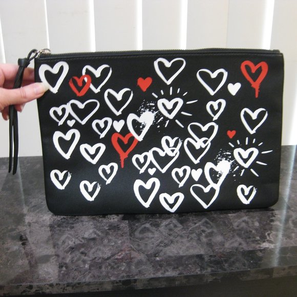NWOT Express black white red graffiti heart makeup bag pouch - Picture 3 of 8